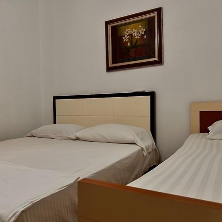 Hostel Grande House Tirana Exteriér fotografie