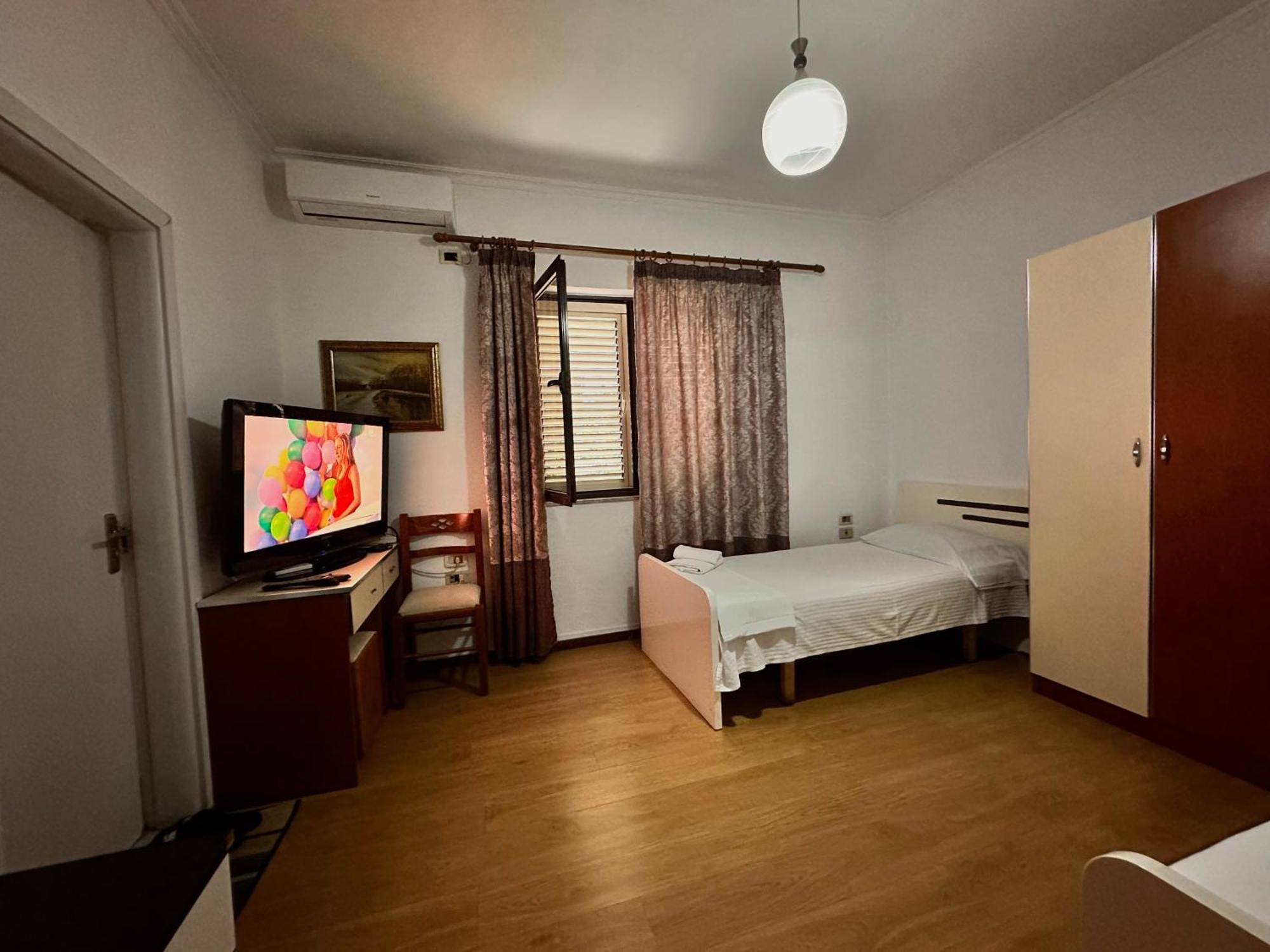 Hostel Grande House Tirana Exteriér fotografie